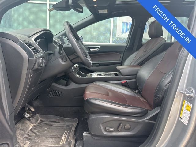 Certified 2021 Ford Edge Titanium w/ Equipment Group 301A image 8