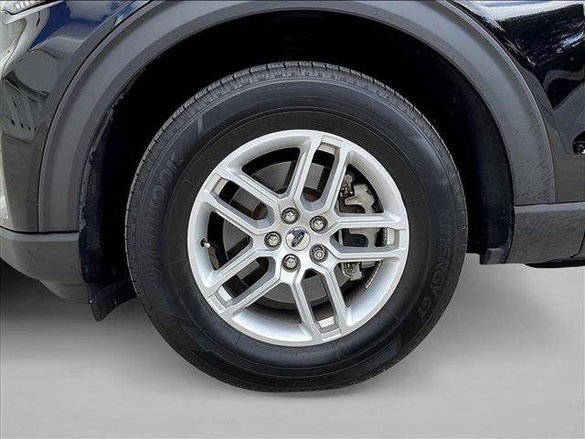 Certified 2026 Ford Explorer Active w/ Active Comfort Package RWD image 8