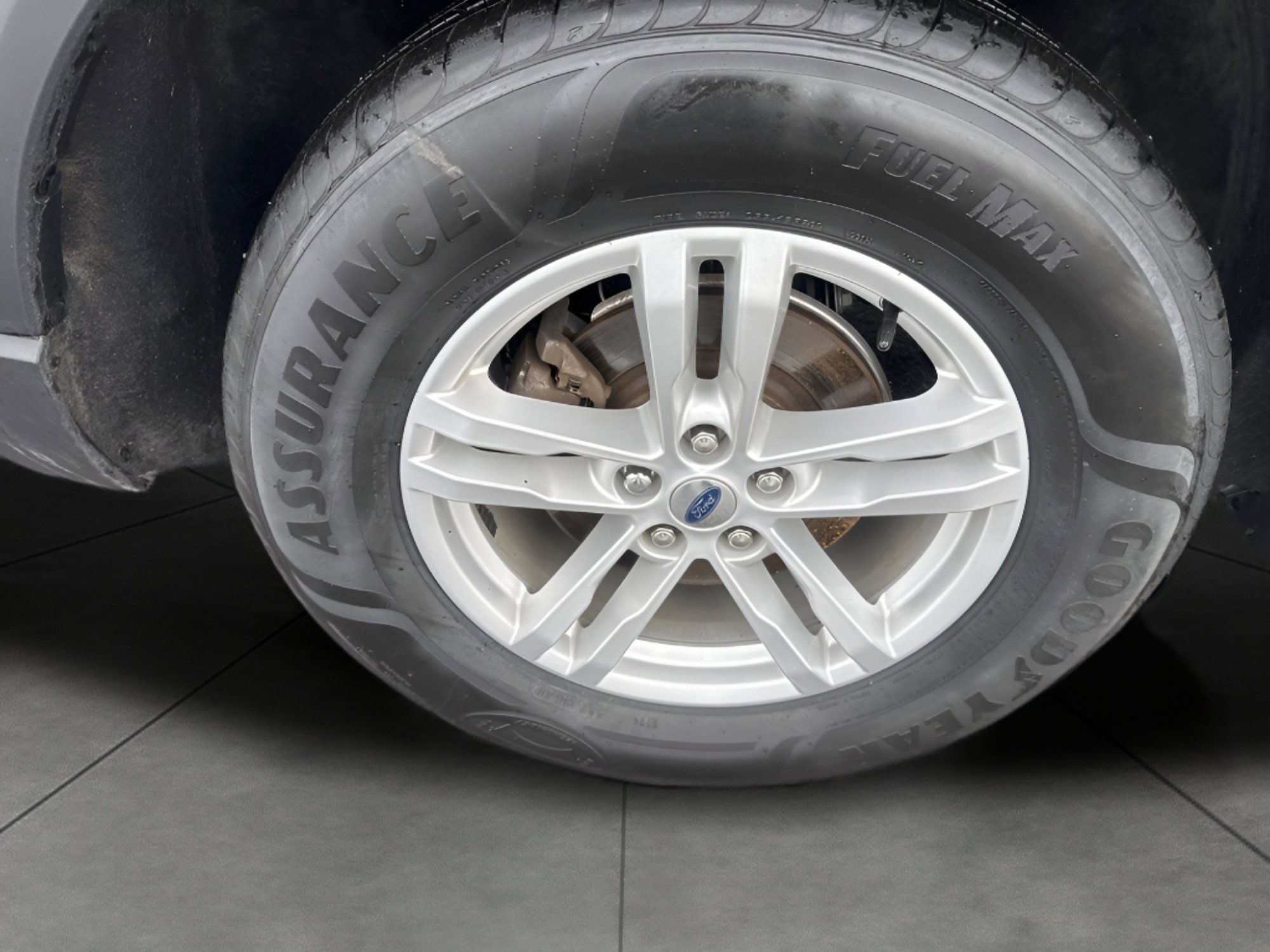 Certified 2023 Ford Explorer XLT w/ Equipment Group 202A image 19