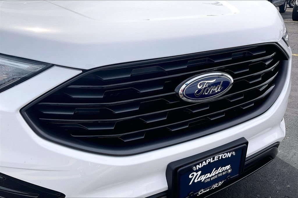 Certified 2023 Ford Edge SEL w/ Sport Appearance Package AWD/4WD image 31