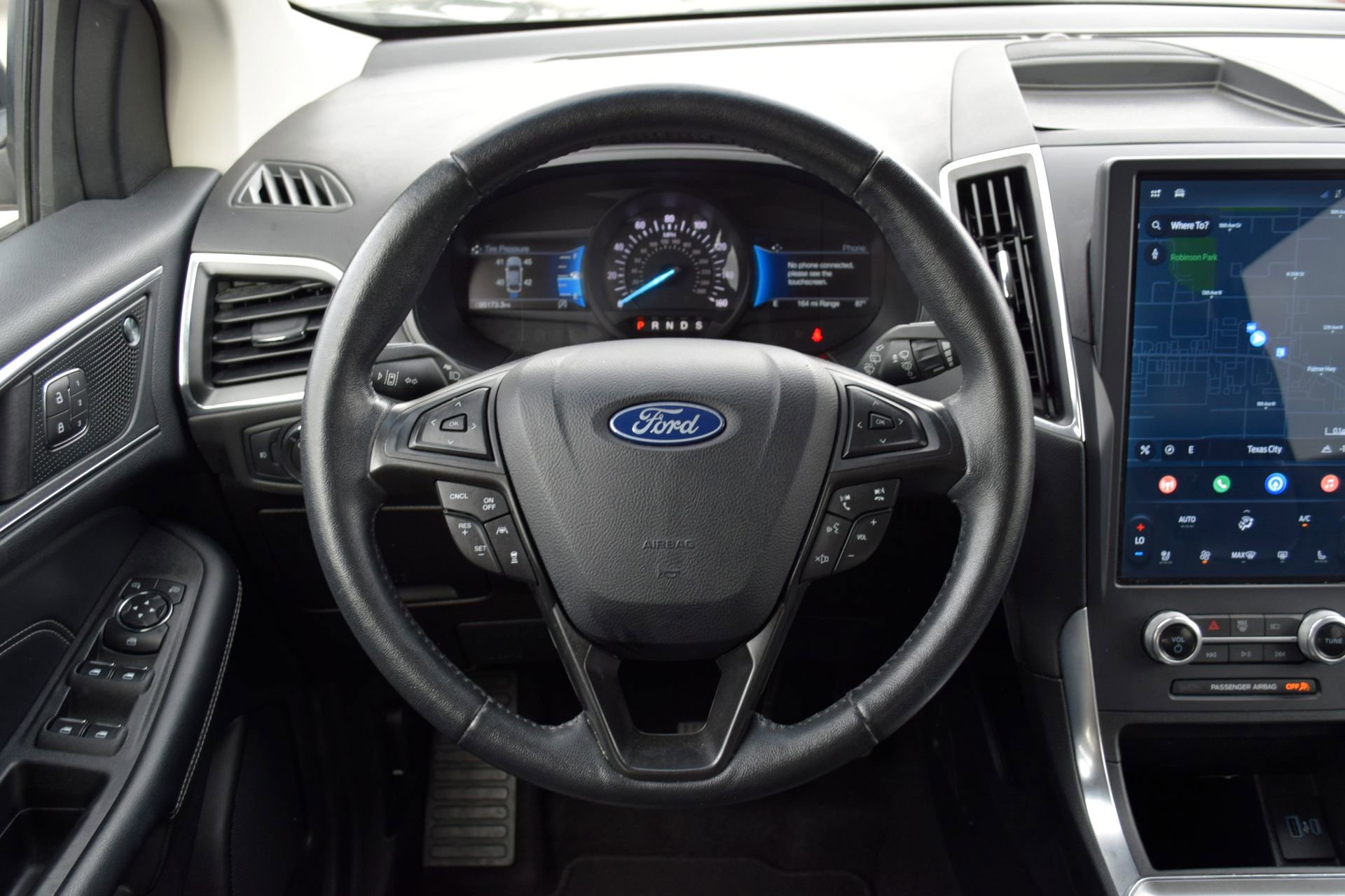 Certified 2022 Ford Edge Titanium w/ Equipment Group 301A AWD/4WD image 8