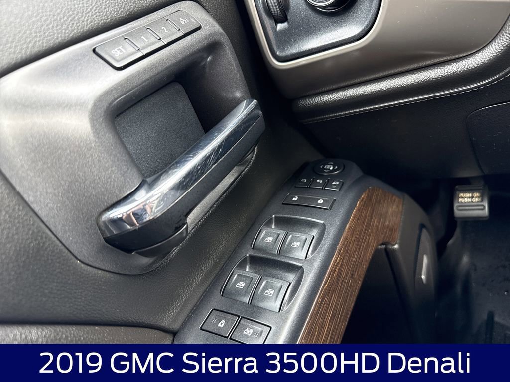 Used 2019 GMC Sierra 3500 Denali w/ Duramax Plus Package image 27
