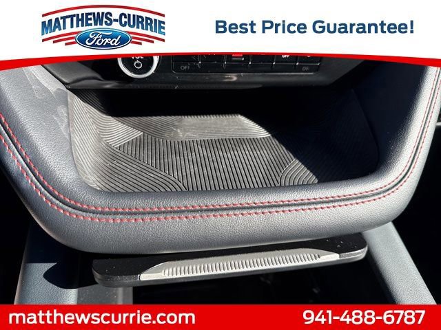 Certified 2025 Ford Explorer ST-Line w/ ST-Line Street Pack image 20