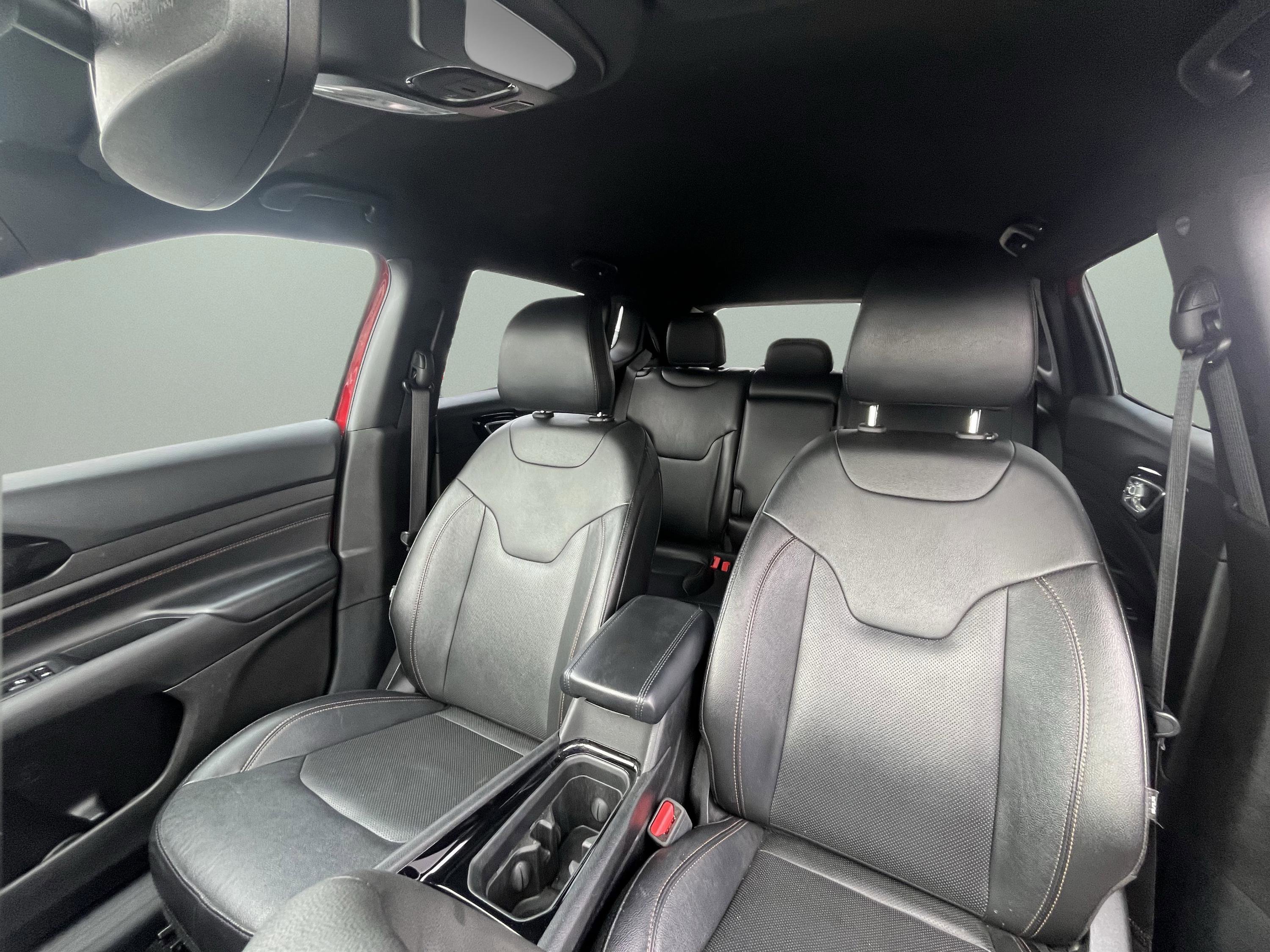 Used 2023 Jeep Compass Limited image 26