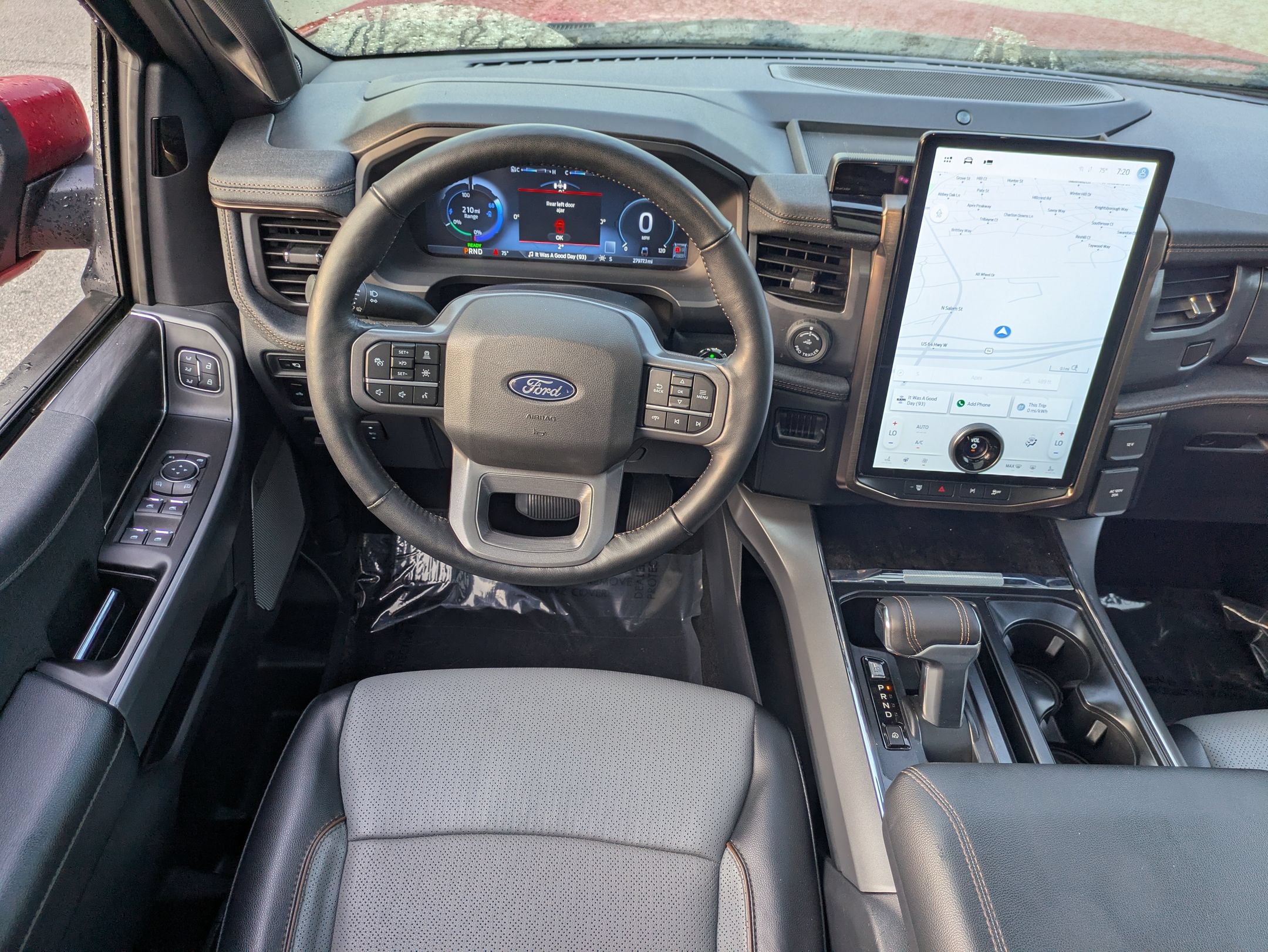 Certified 2024 Ford F150 Lightning Lariat AWD/4WD image 35