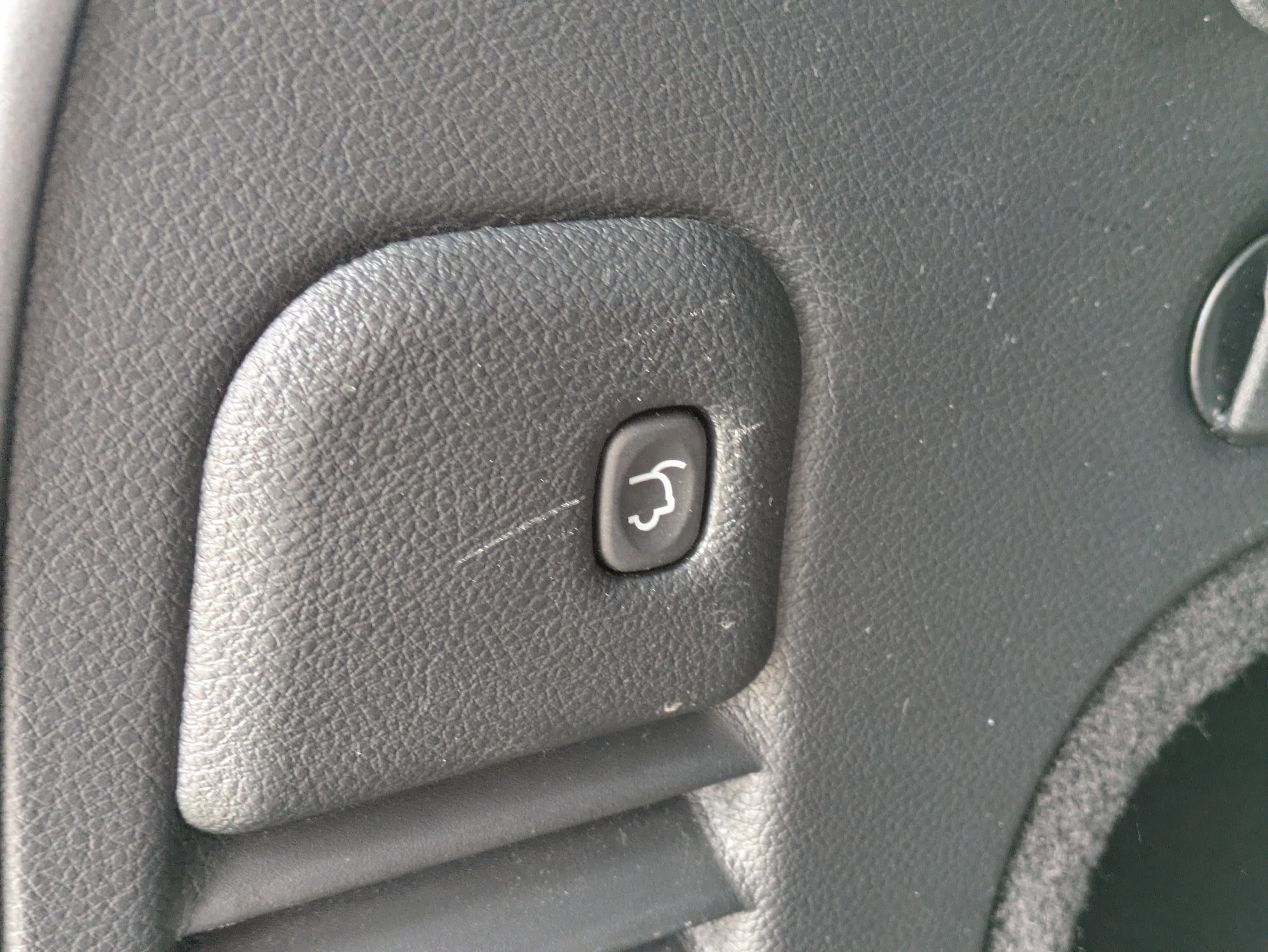 Used 2018 Jeep Grand Cherokee Laredo image 14