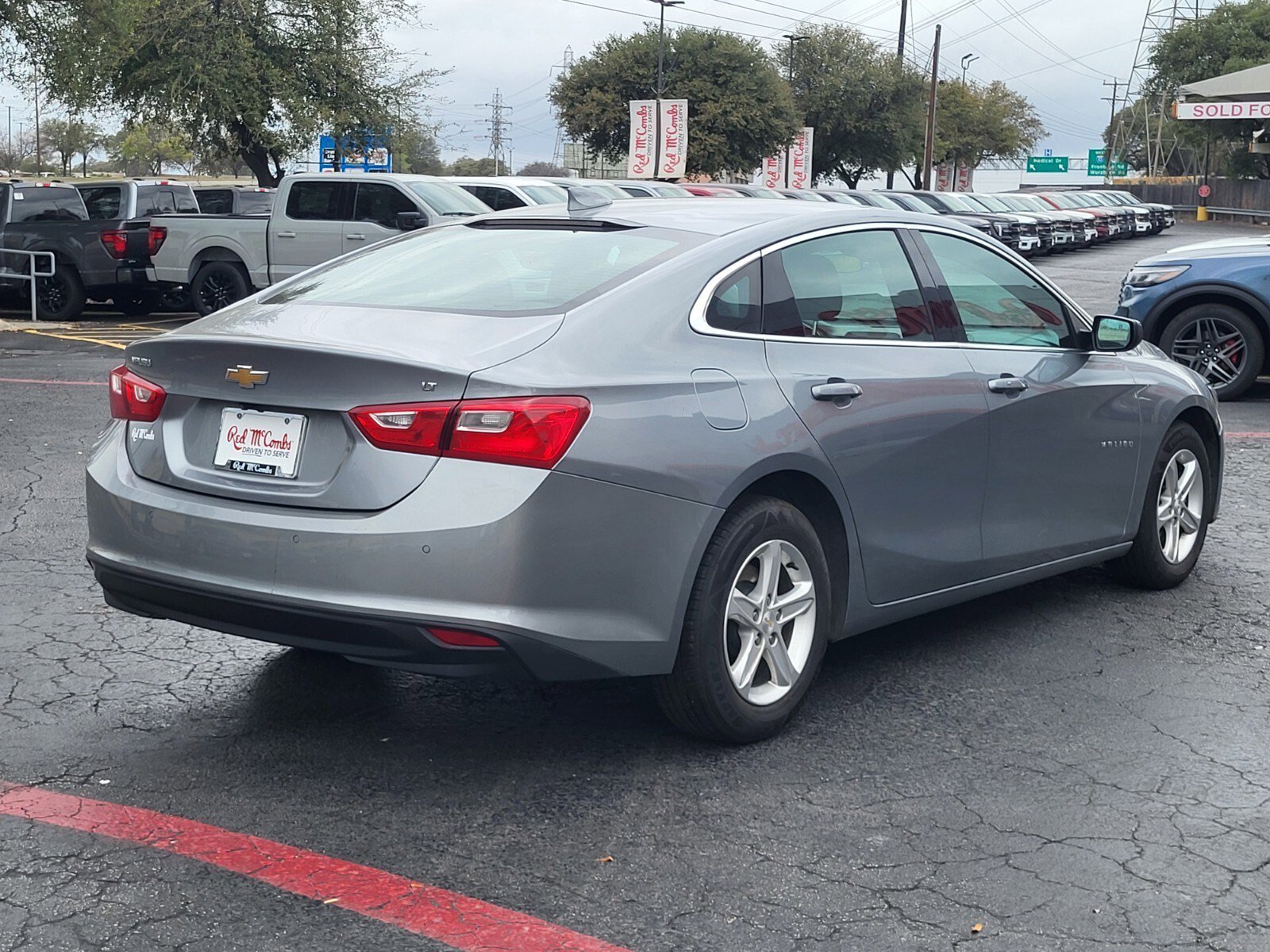 Used 2024 Chevrolet Malibu LT image 3