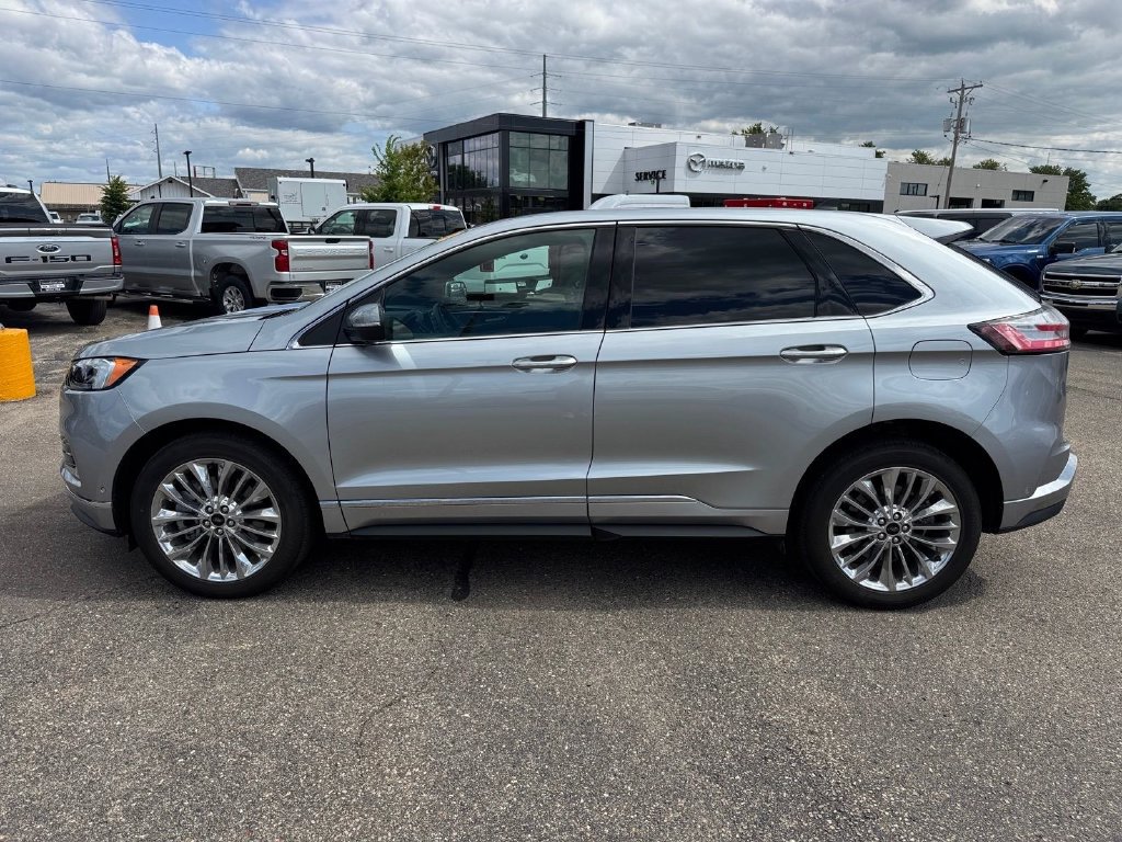 Certified 2024 Ford Edge Titanium w/ Titanium Elite Package AWD/4WD image 3