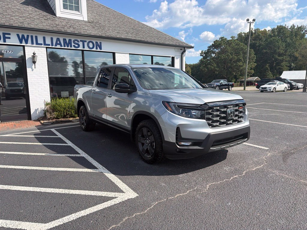 Used 2026 Honda Ridgeline TrailSport image 2