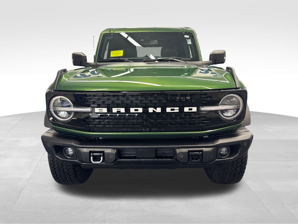 Certified 2025 Ford Bronco Badlands AWD/4WD image 13