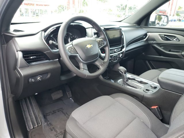 Used 2022 Chevrolet Traverse LT image 16