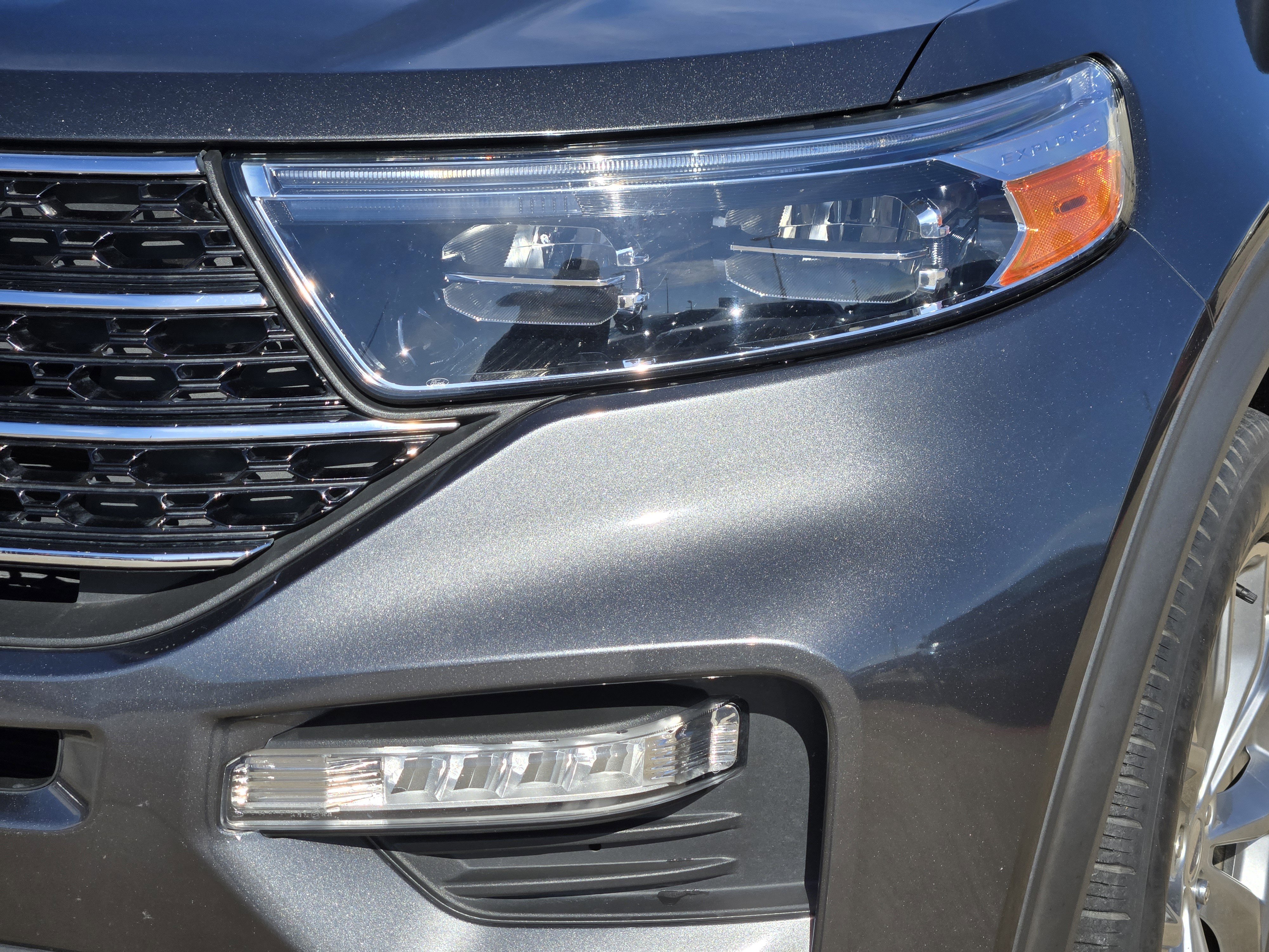 Certified 2020 Ford Explorer XLT w/ Equipment Group 202A image 6