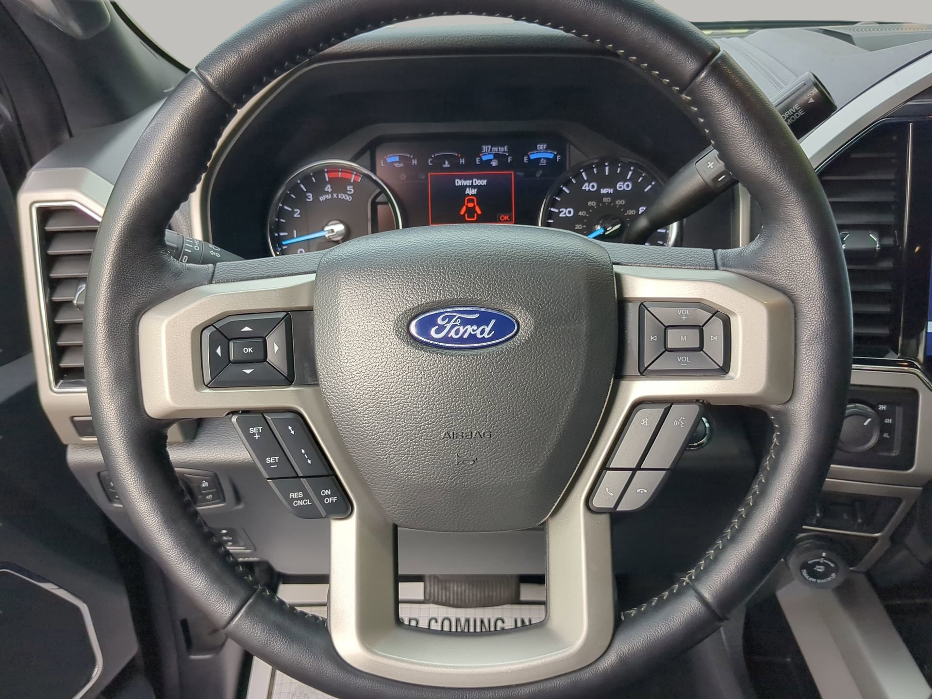 Certified 2022 Ford F350 Lariat w/ Lariat Ultimate Package image 60