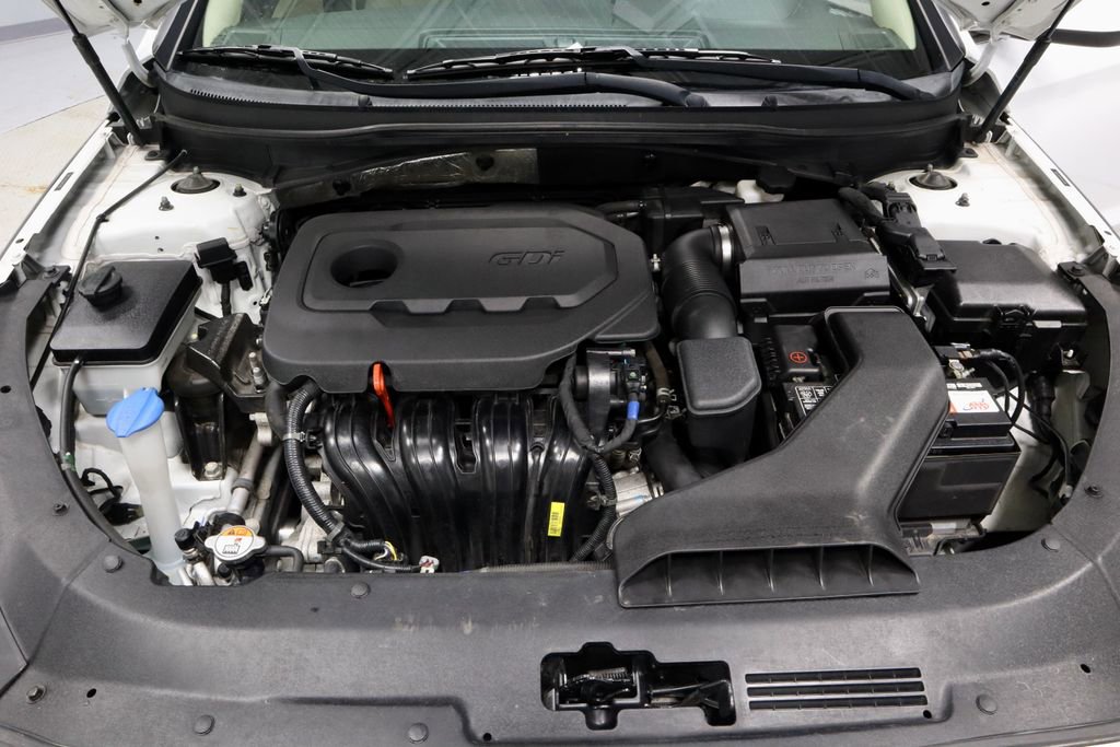 Used 2018 Hyundai Sonata SE image 16