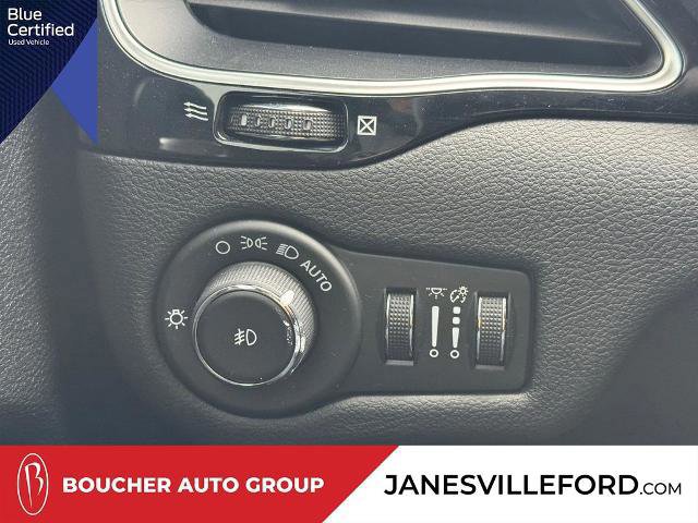 Used 2020 Jeep Cherokee Latitude Plus image 19