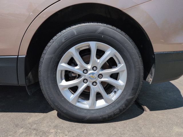 Used 2018 Chevrolet Equinox LT AWD/4WD image 11