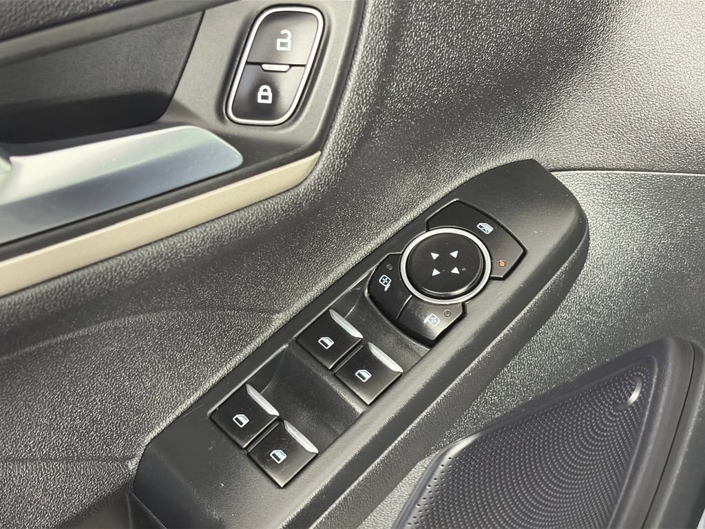 Certified 2022 Ford Escape SEL AWD/4WD image 25