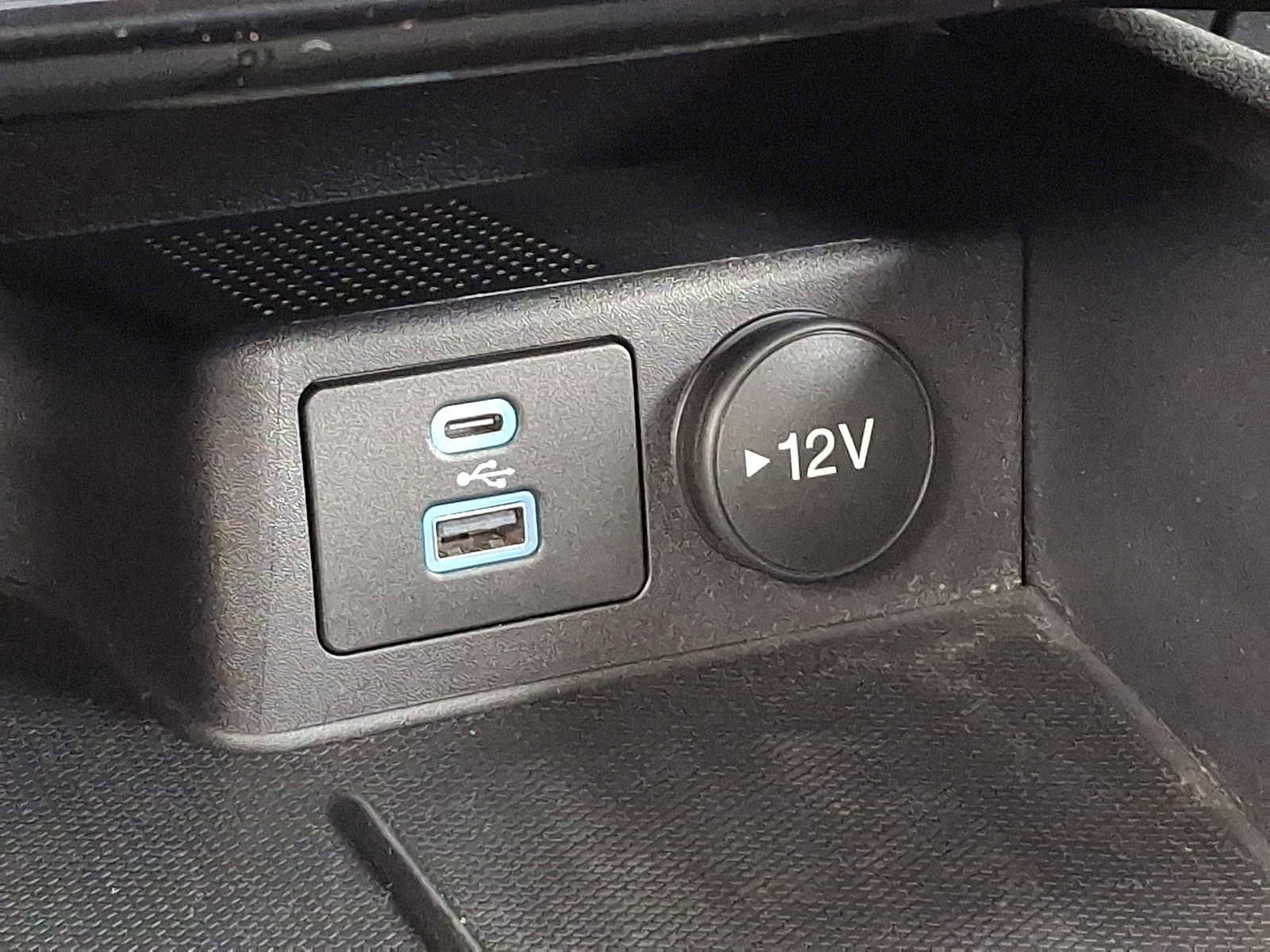 Certified 2022 Ford Escape SE image 23