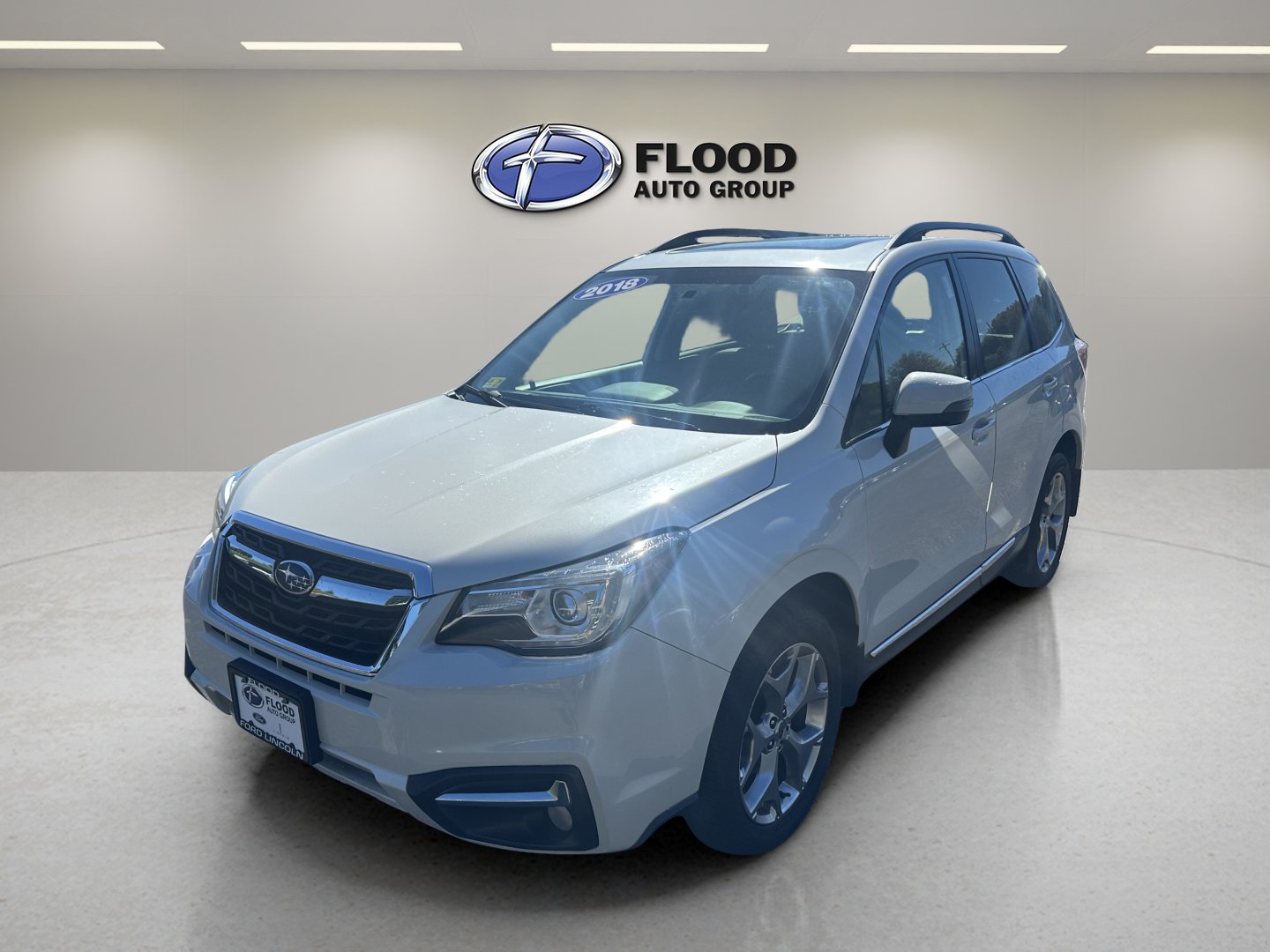 Used 2018 Subaru Forester 2.5i Touring AWD/4WD image 3
