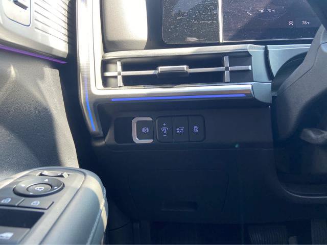 Used 2025 Hyundai Santa Fe Limited FWD image 26