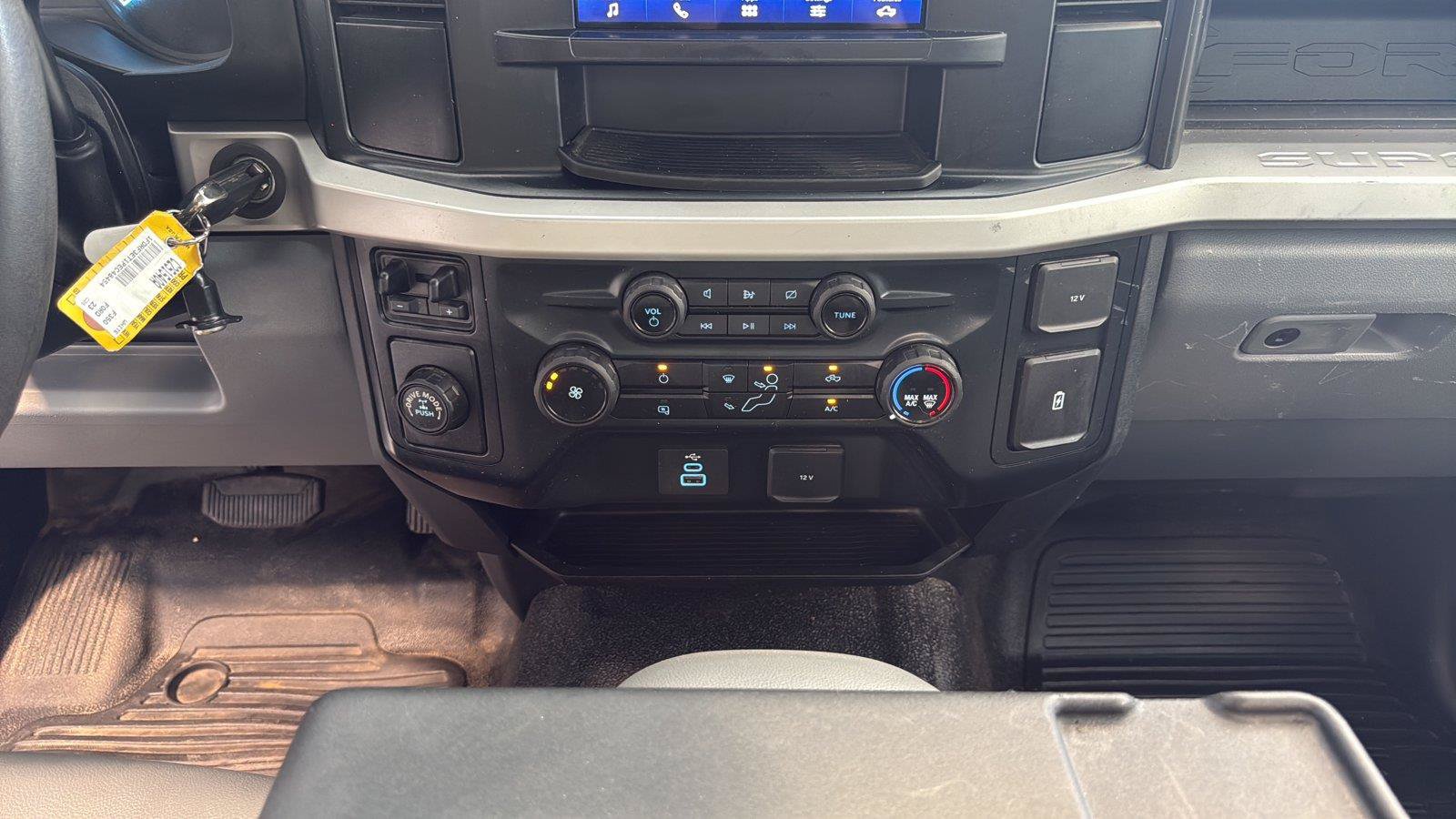Certified 2023 Ford F350 XL RWD image 23