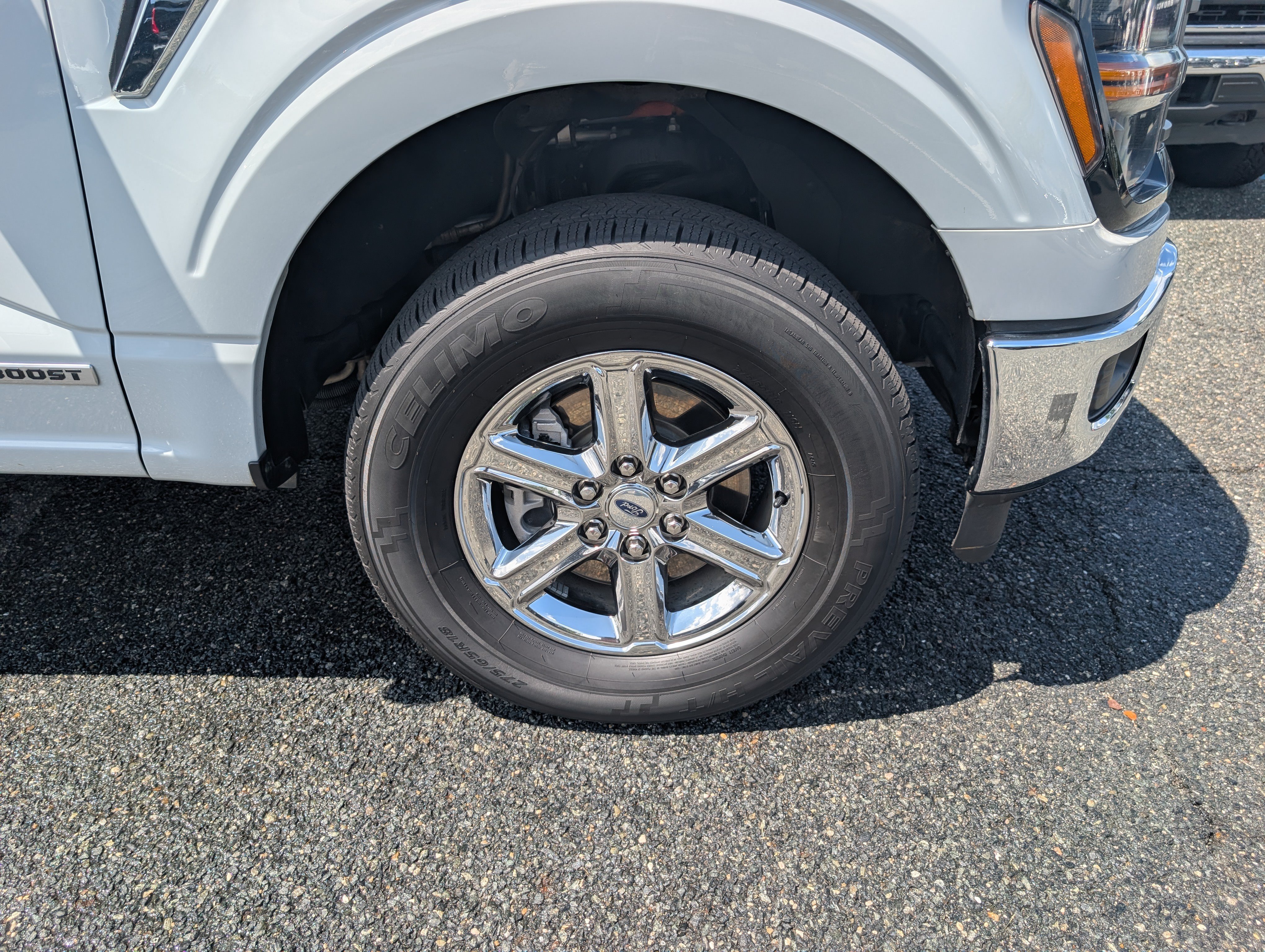 Certified 2024 Ford F150 XLT w/ Mobile Office Package AWD/4WD image 9