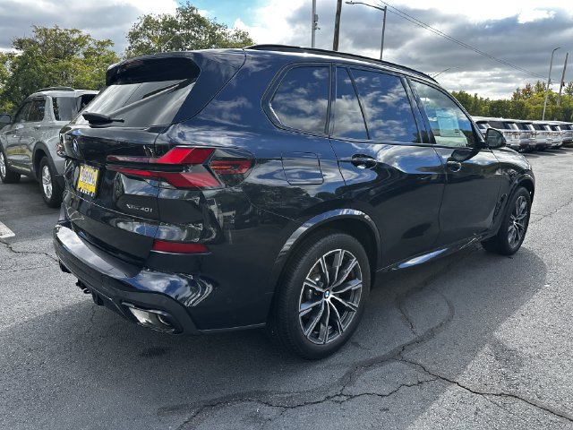 Used 2024 BMW X5 xDrive40i w/ M Sport Package AWD/4WD image 5
