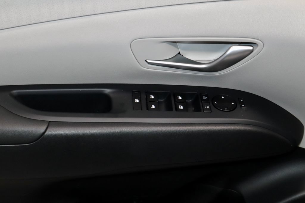 Used 2025 Hyundai Tucson SEL FWD image 24