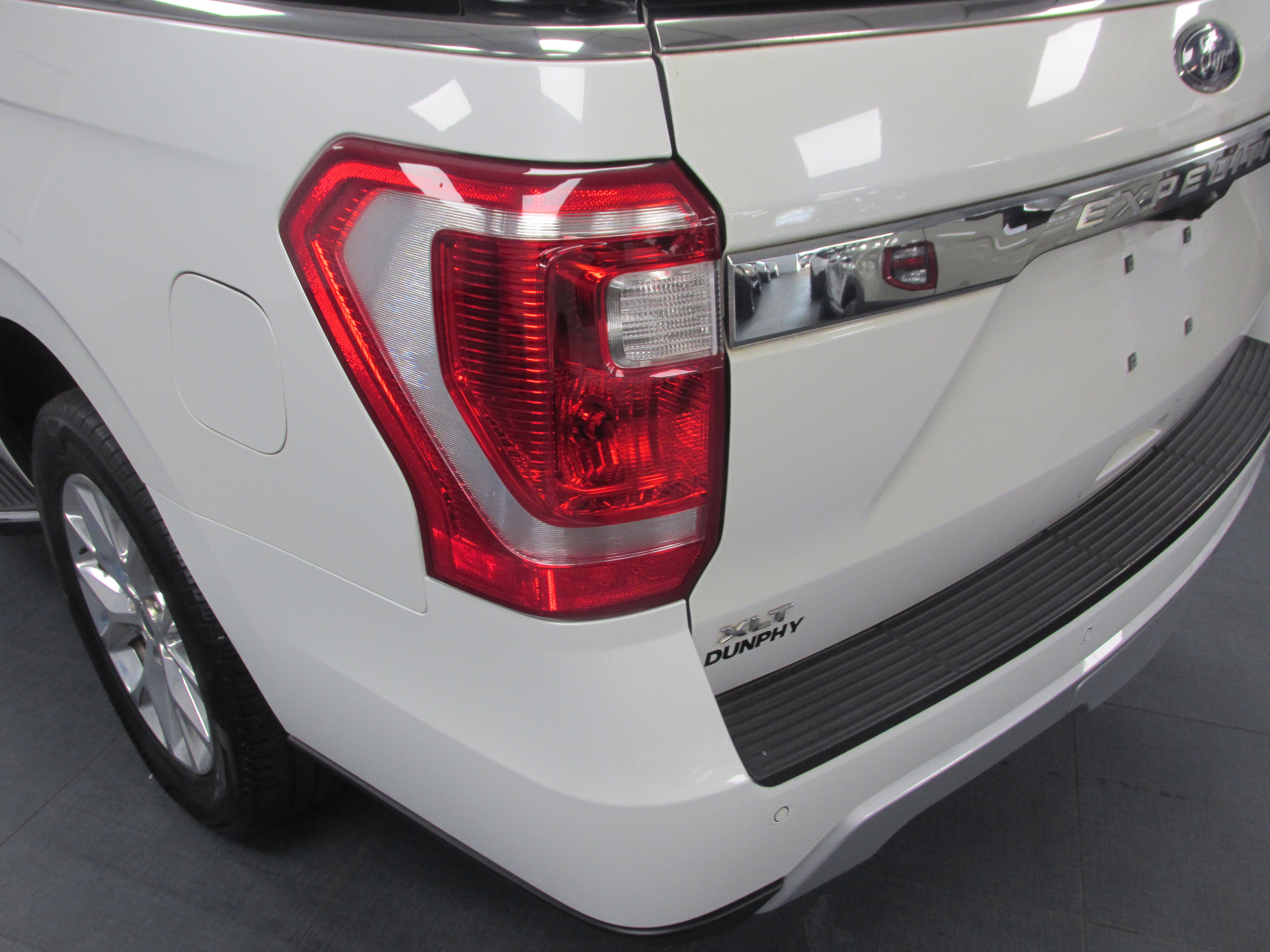 Certified 2021 Ford Expedition XLT image 12