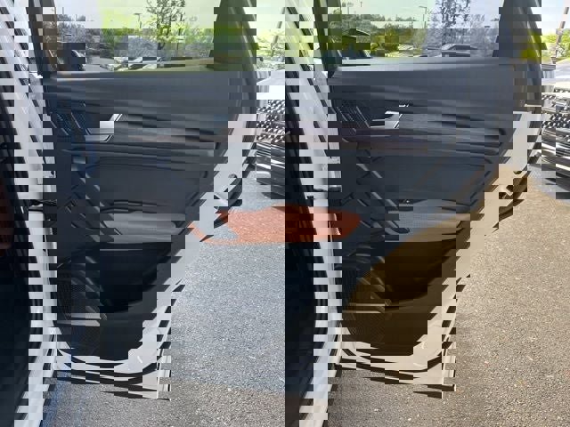 Used 2025 Audi Q5 2.0T Premium Plus image 20