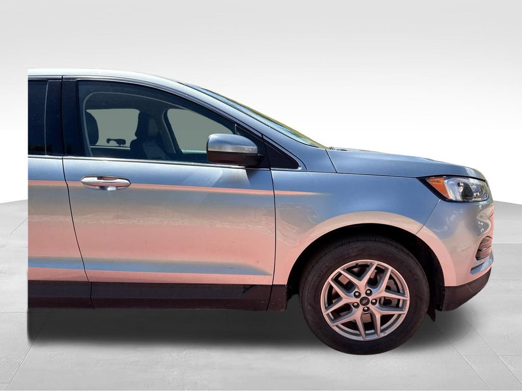 Certified 2024 Ford Edge SEL AWD/4WD image 34