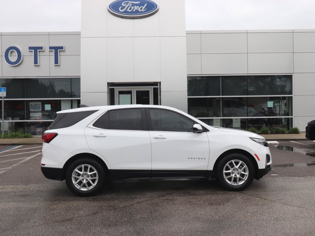 Used 2023 Chevrolet Equinox LT FWD image 17