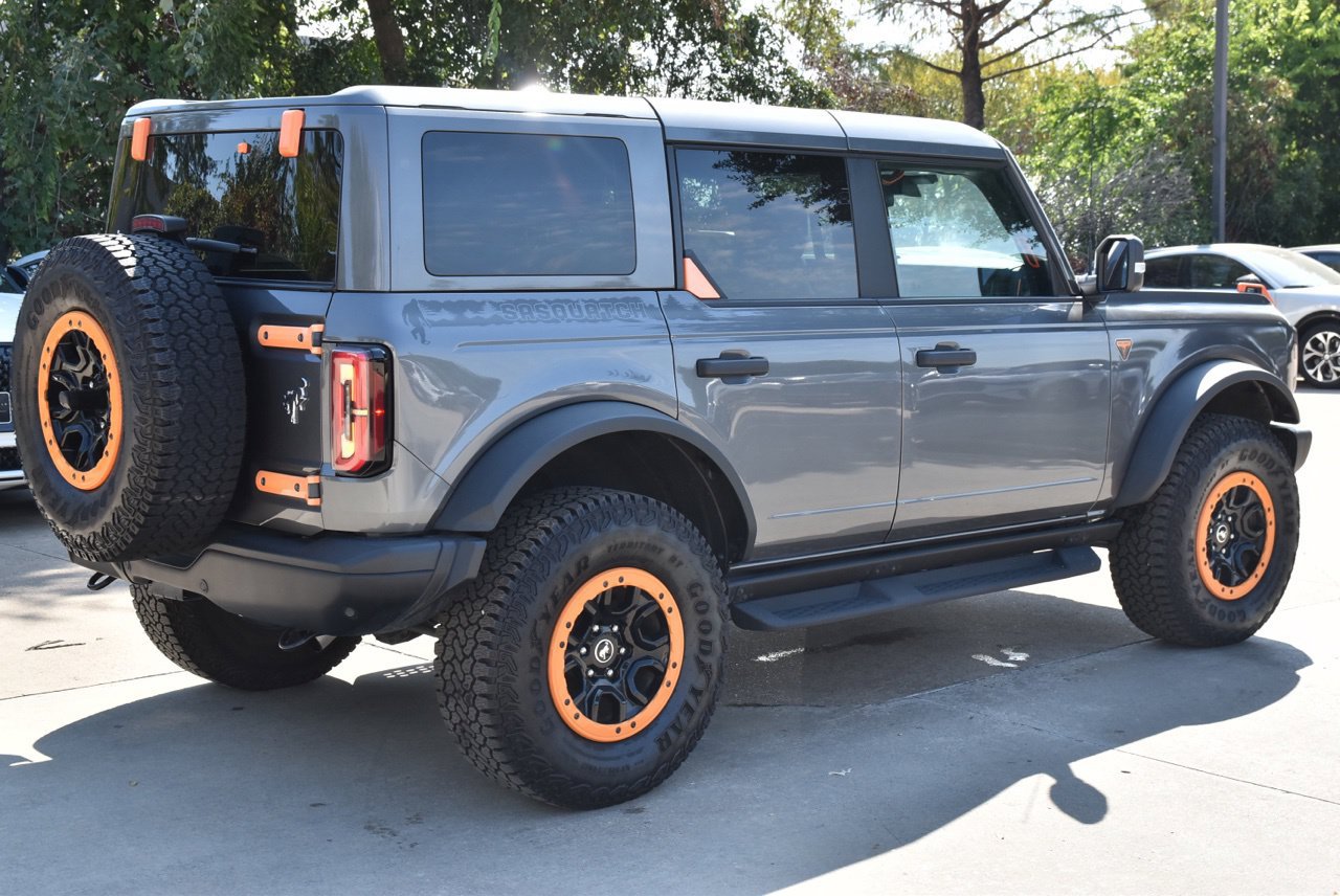 Certified 2025 Ford Bronco Badlands AWD/4WD image 7