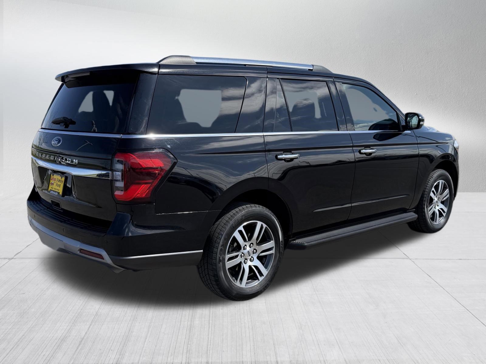 Certified 2024 Ford Expedition Limited AWD/4WD image 7