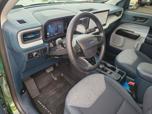 Certified 2025 Ford Maverick XLT w/ XLT Luxury Package AWD/4WD image 6