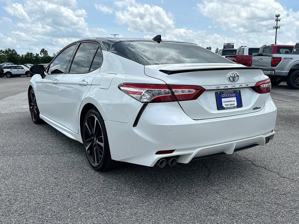 Used 2020 Toyota Camry XSE FWD image 6
