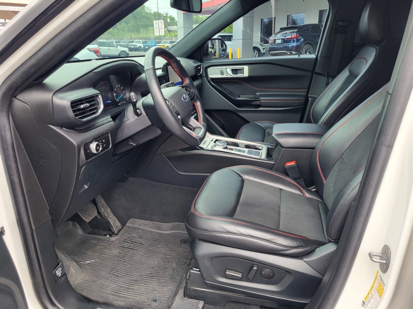 Certified 2023 Ford Explorer ST-Line RWD image 20