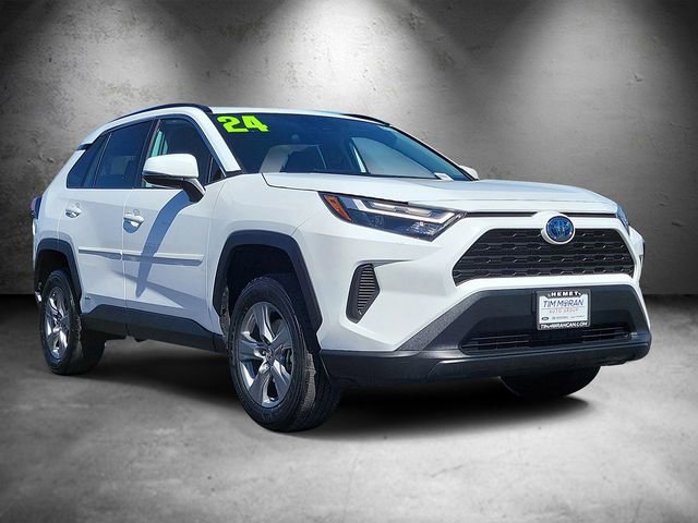 Used 2024 Toyota RAV4 LE AWD/4WD image 2