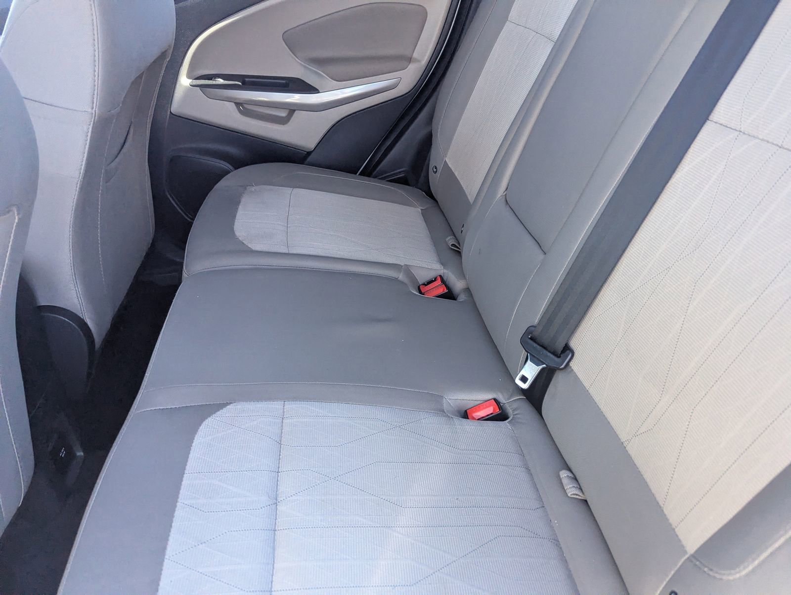 Certified 2022 Ford EcoSport SE w/ SE Convenience Package image 16