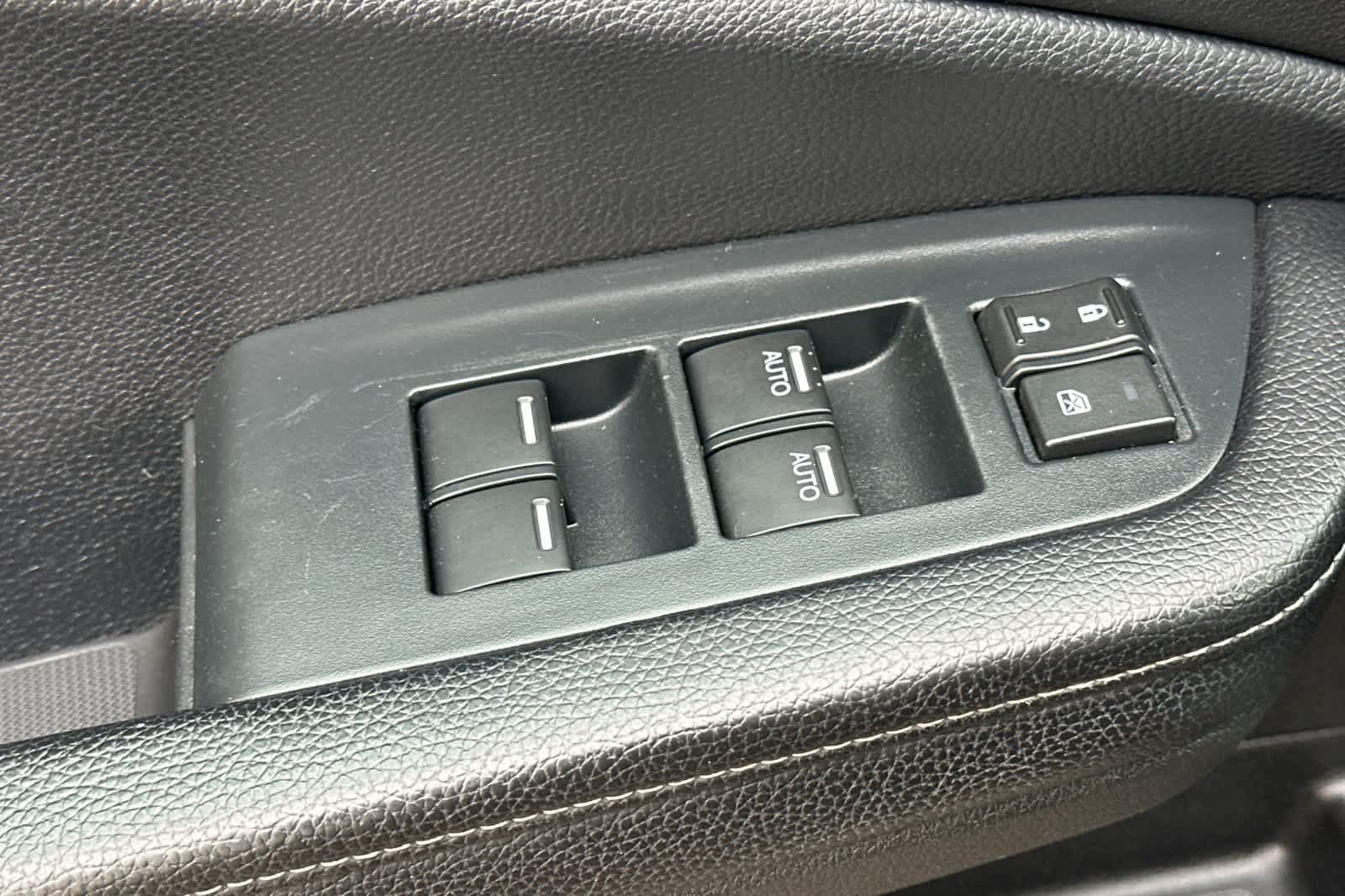 Used 2022 Honda Passport EX-L image 13