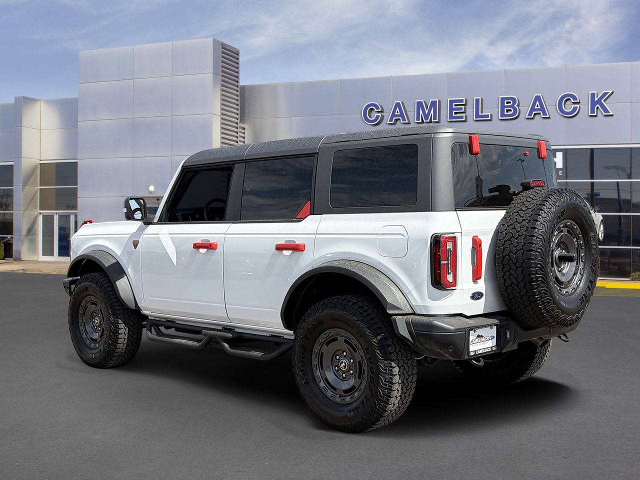 Certified 2025 Ford Bronco Badlands AWD/4WD image 4