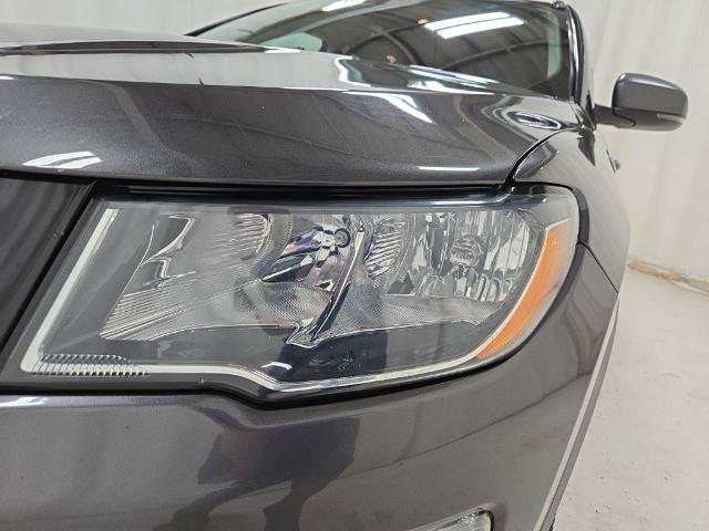 Used 2021 Jeep Compass Trailhawk AWD/4WD image 22