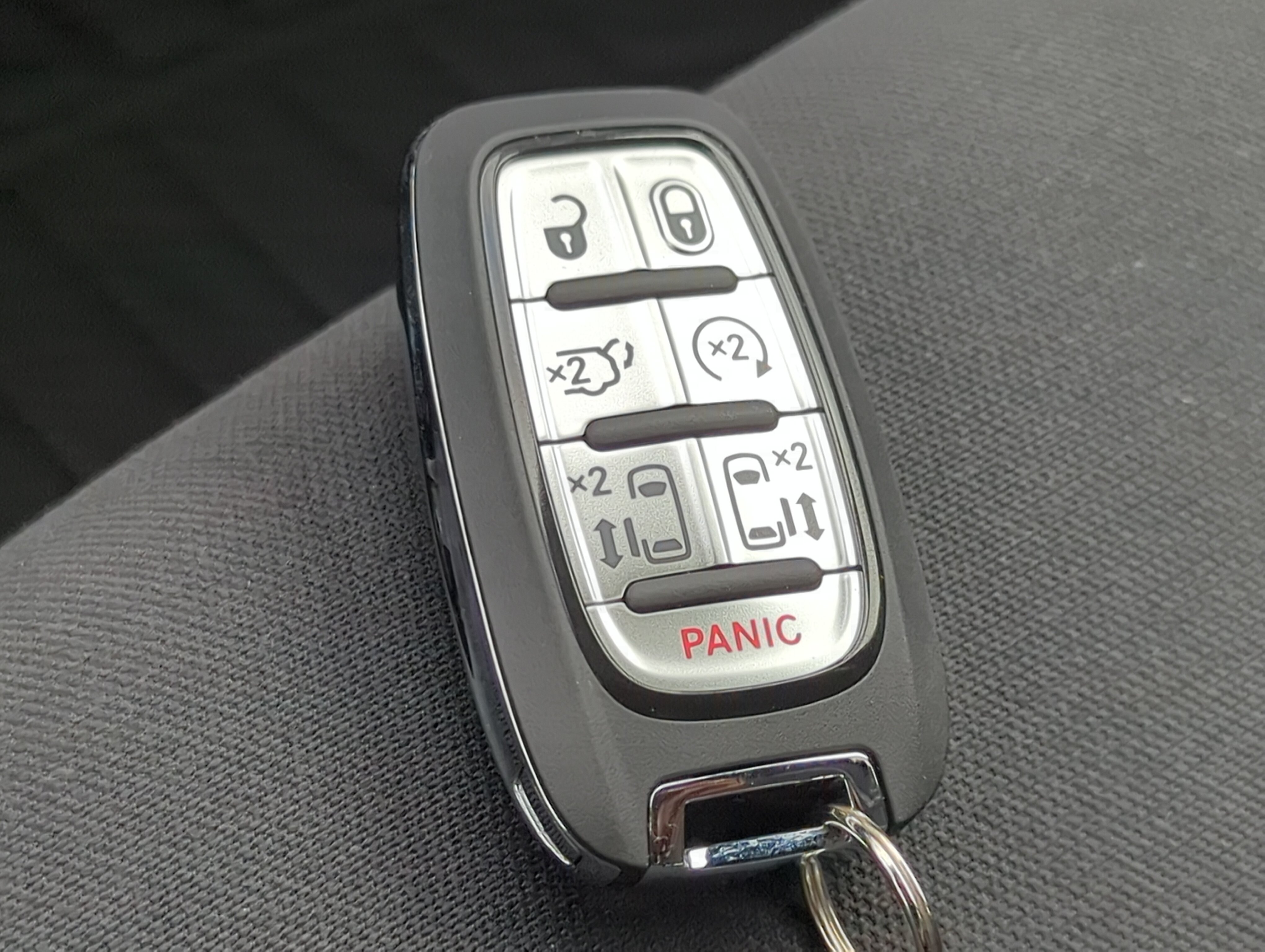 Used 2019 Chrysler Pacifica Touring Plus w/ S Appearance Package FWD image 25