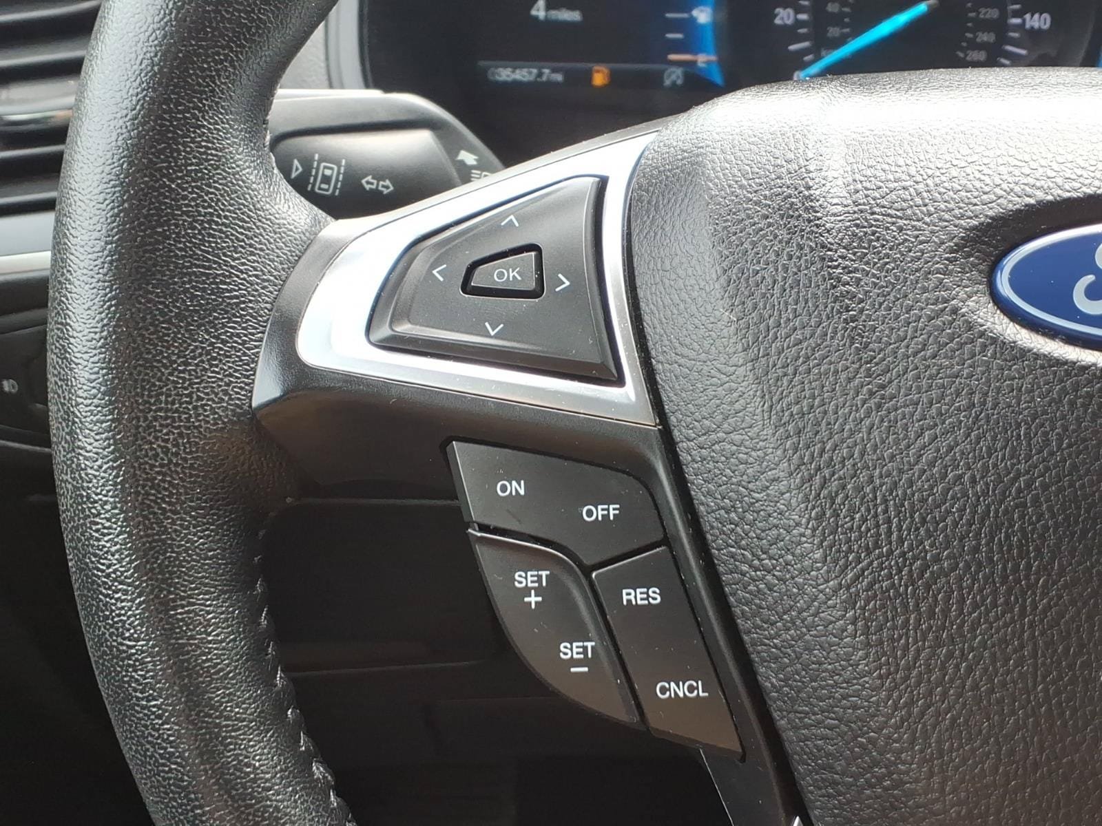 Certified 2022 Ford Edge SEL w/ Convenience Package AWD/4WD image 17