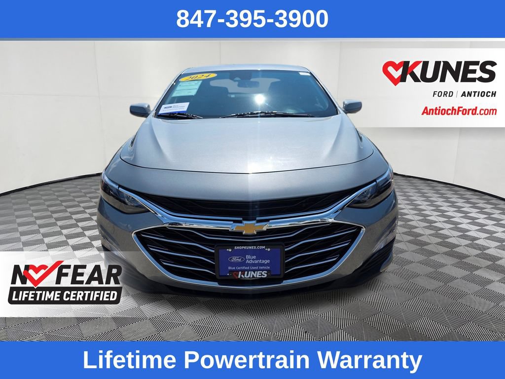 Used 2024 Chevrolet Malibu LT FWD image 2
