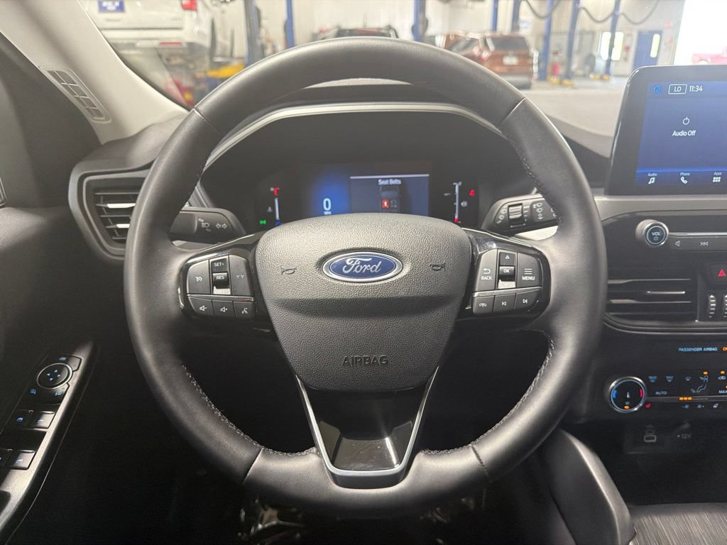 Certified 2025 Ford Escape Active AWD/4WD image 19