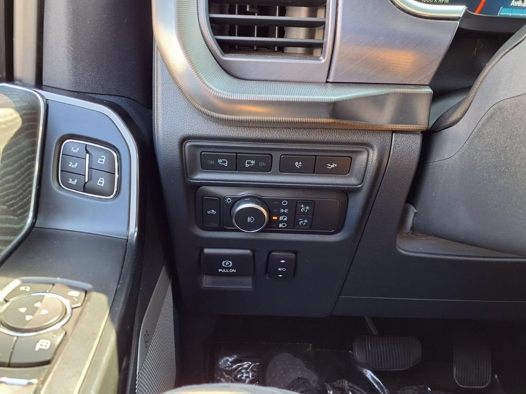 Certified 2022 Ford F150 Platinum AWD/4WD image 22