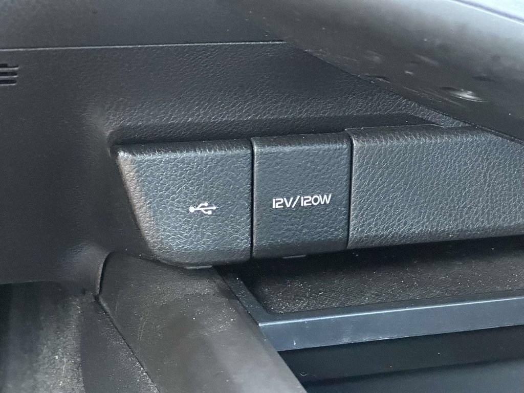 Used 2023 Toyota Camry SE w/ Protection Package (Q2) (TMS) FWD image 19