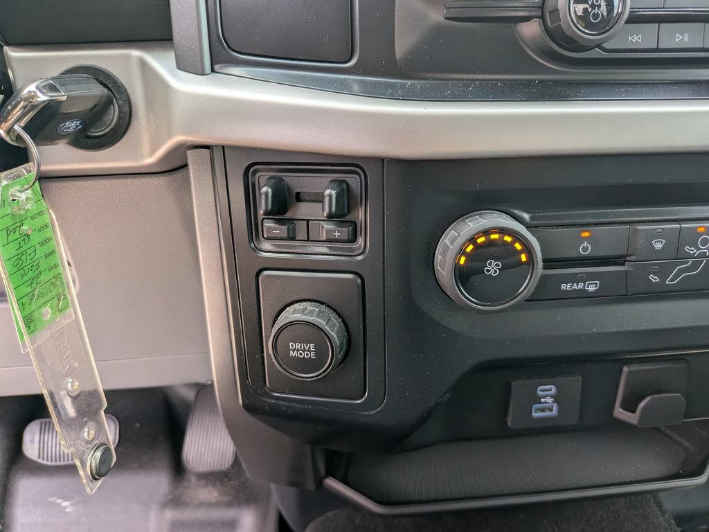 Certified 2022 Ford F150 XLT RWD image 29