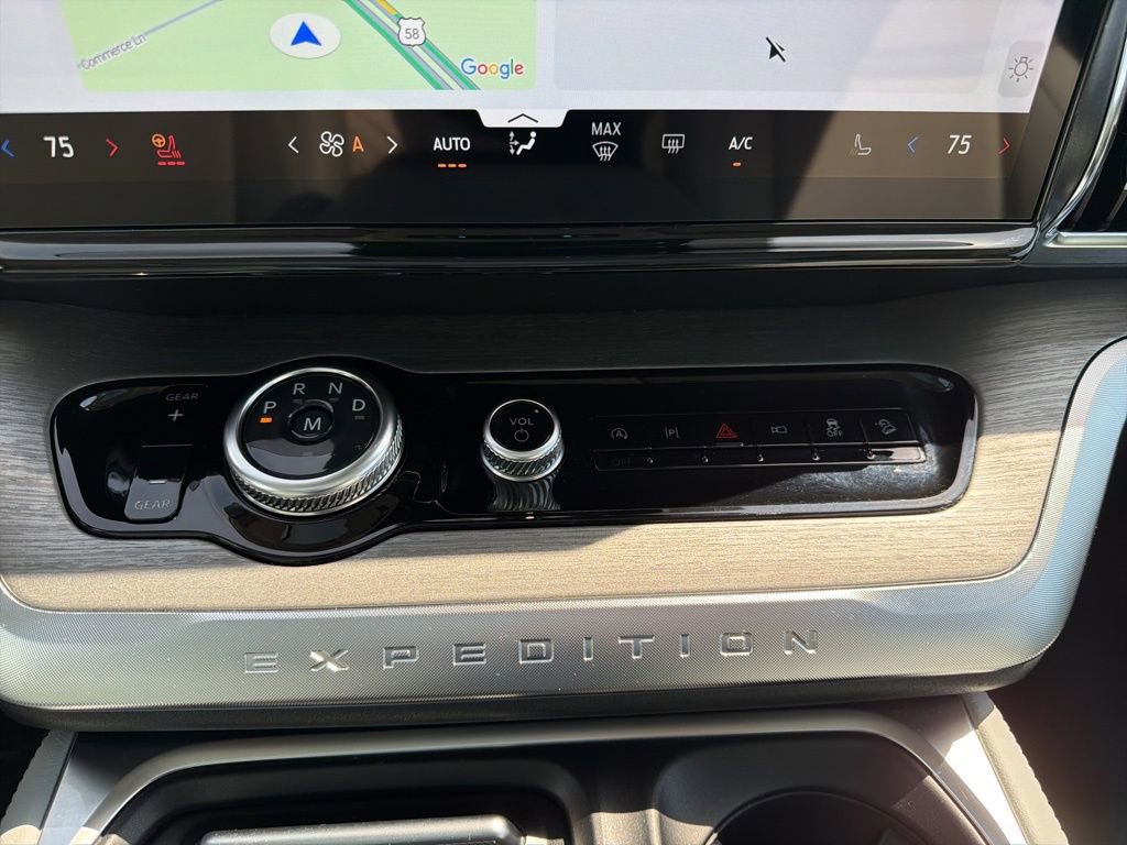 Certified 2025 Ford Expedition Max Platinum image 31